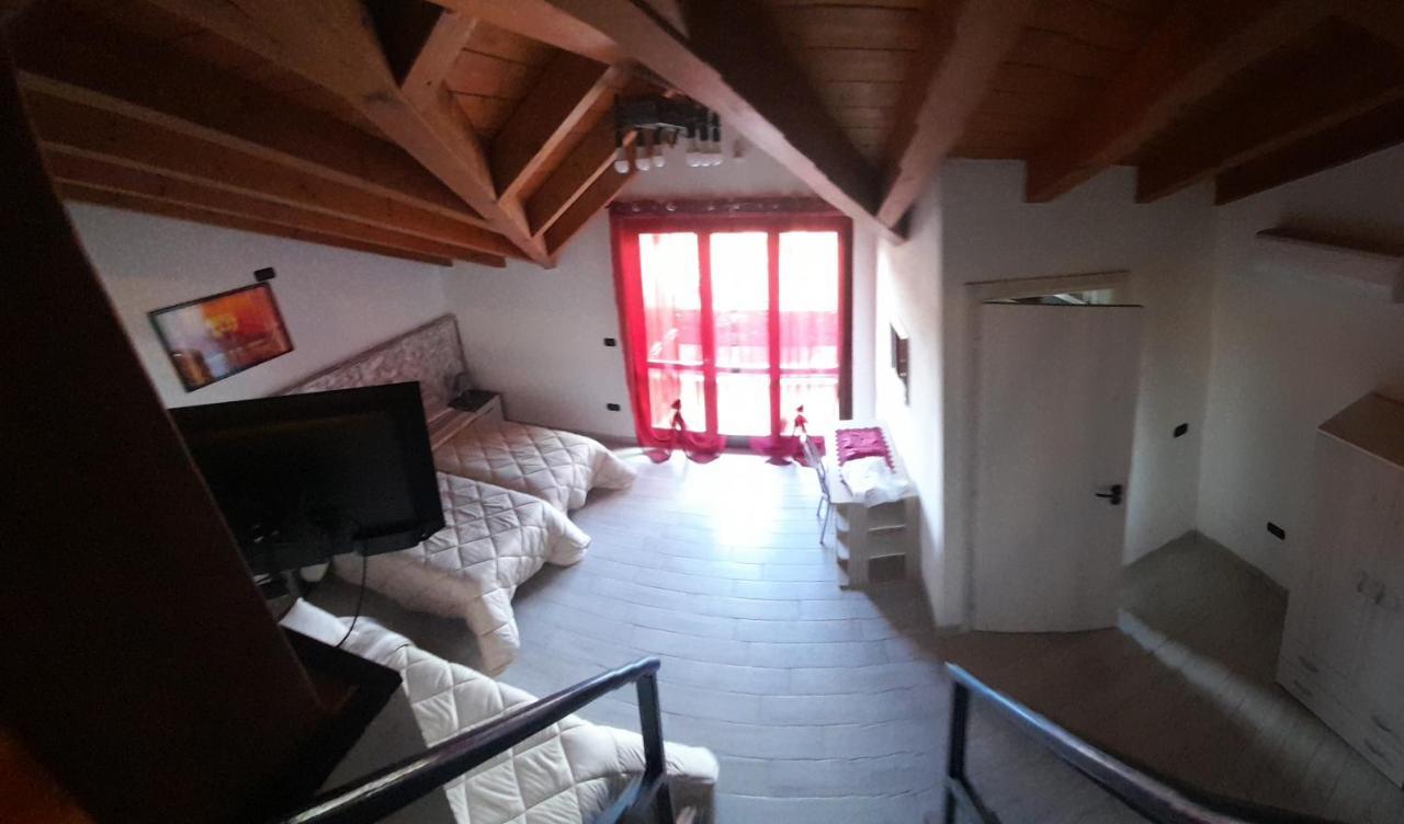 B&B Grandson Cardano Al Campo Extérieur photo
